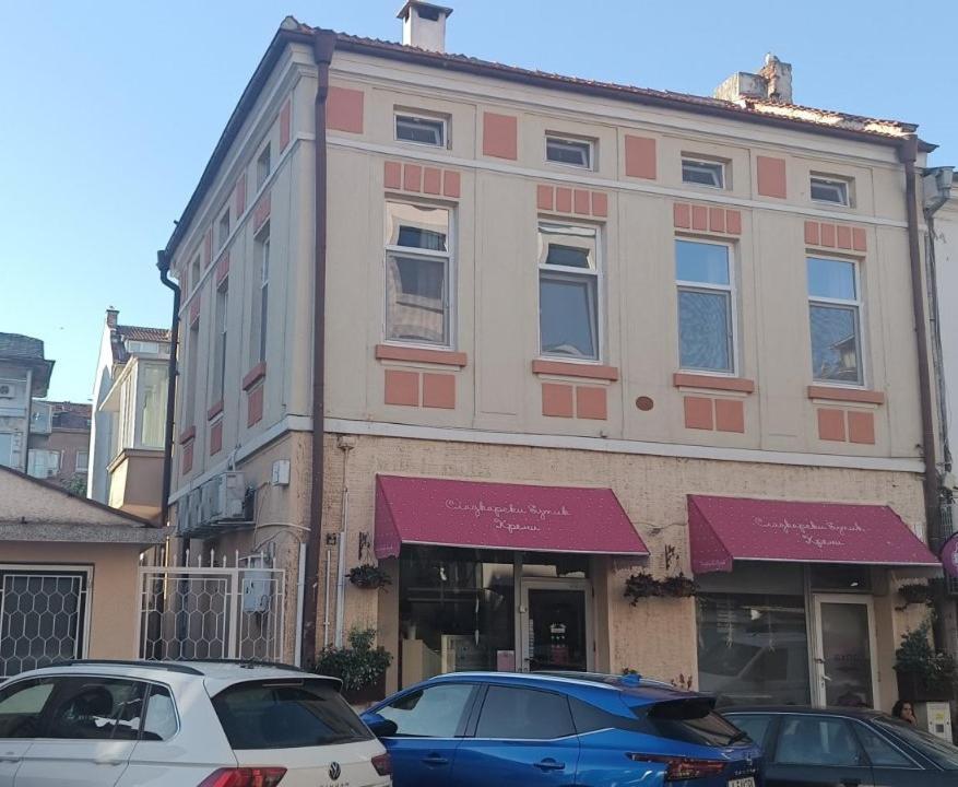 The Central House 3 Burgas City Eksteriør billede